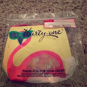 Thirty-One Cool Zip Snacker